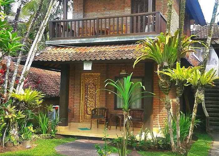 Hotel Jati 3 3*